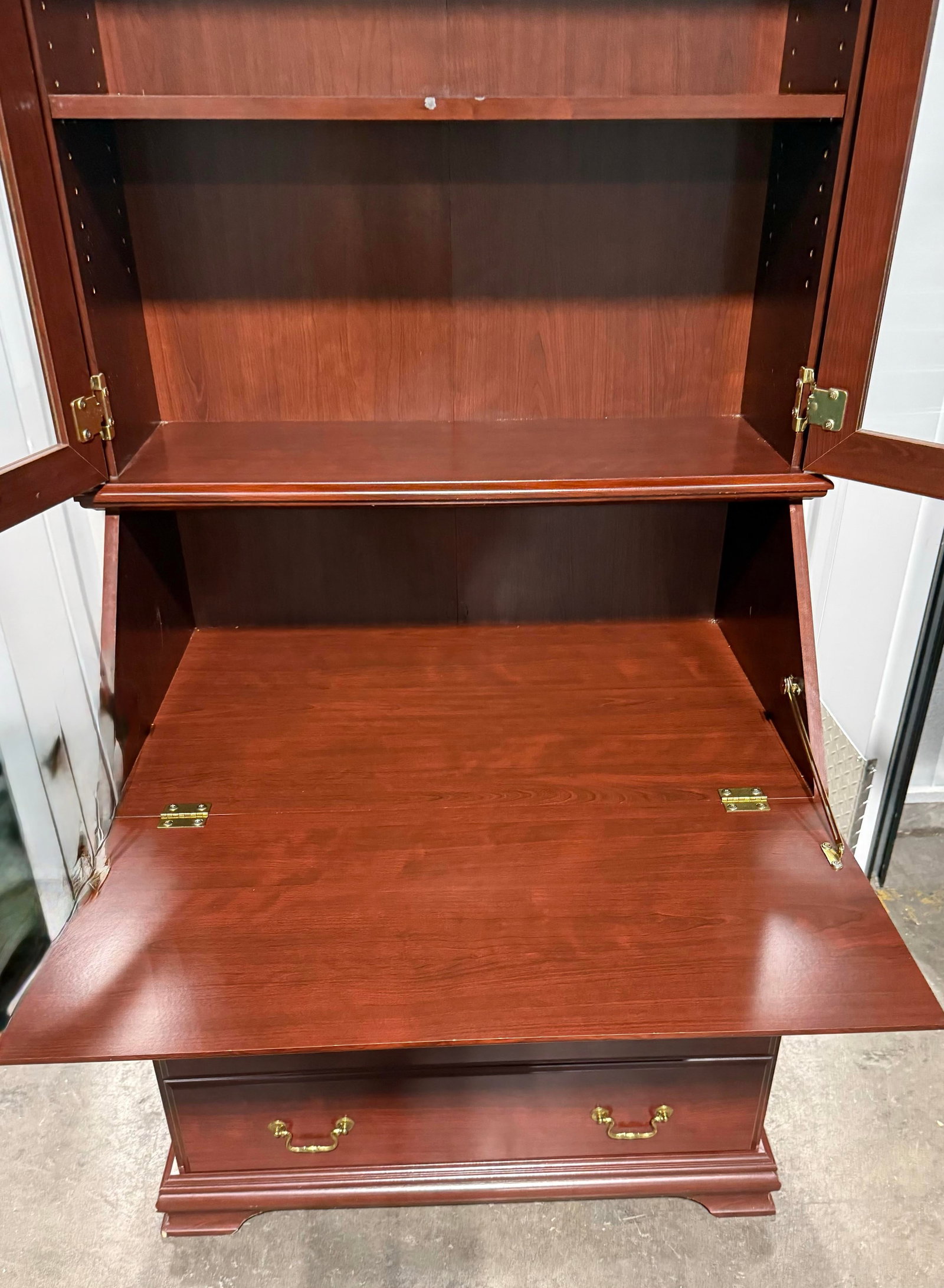 Late 20th Century Chippendale Secretary Desk With Bookcase - 2