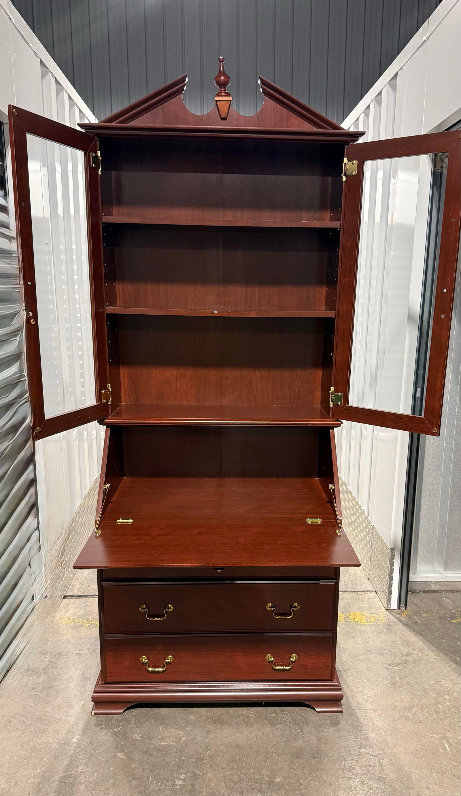 Late 20th Century Chippendale Secretary Desk With Bookcase - 4