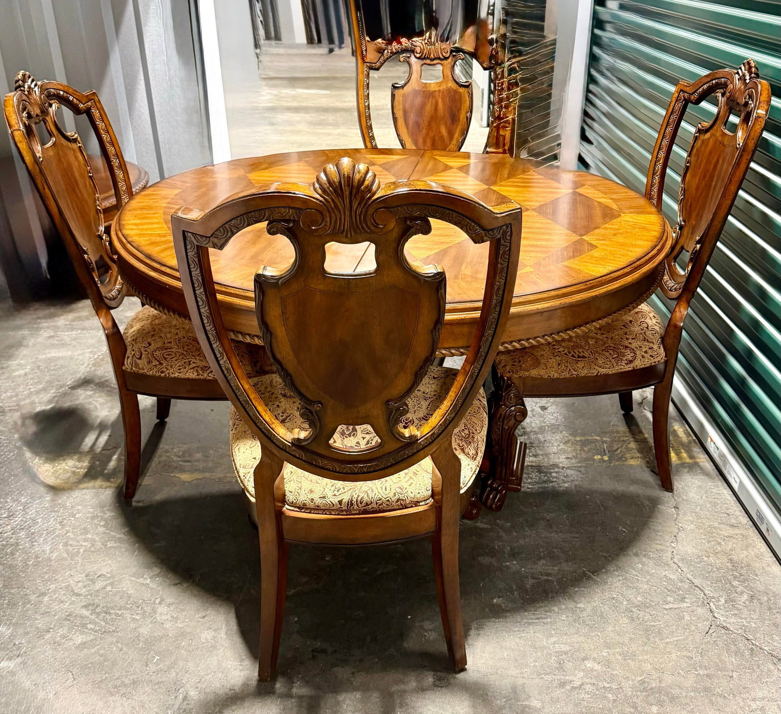 Late 20th Century A.r.t. Old World Dining Set - 11