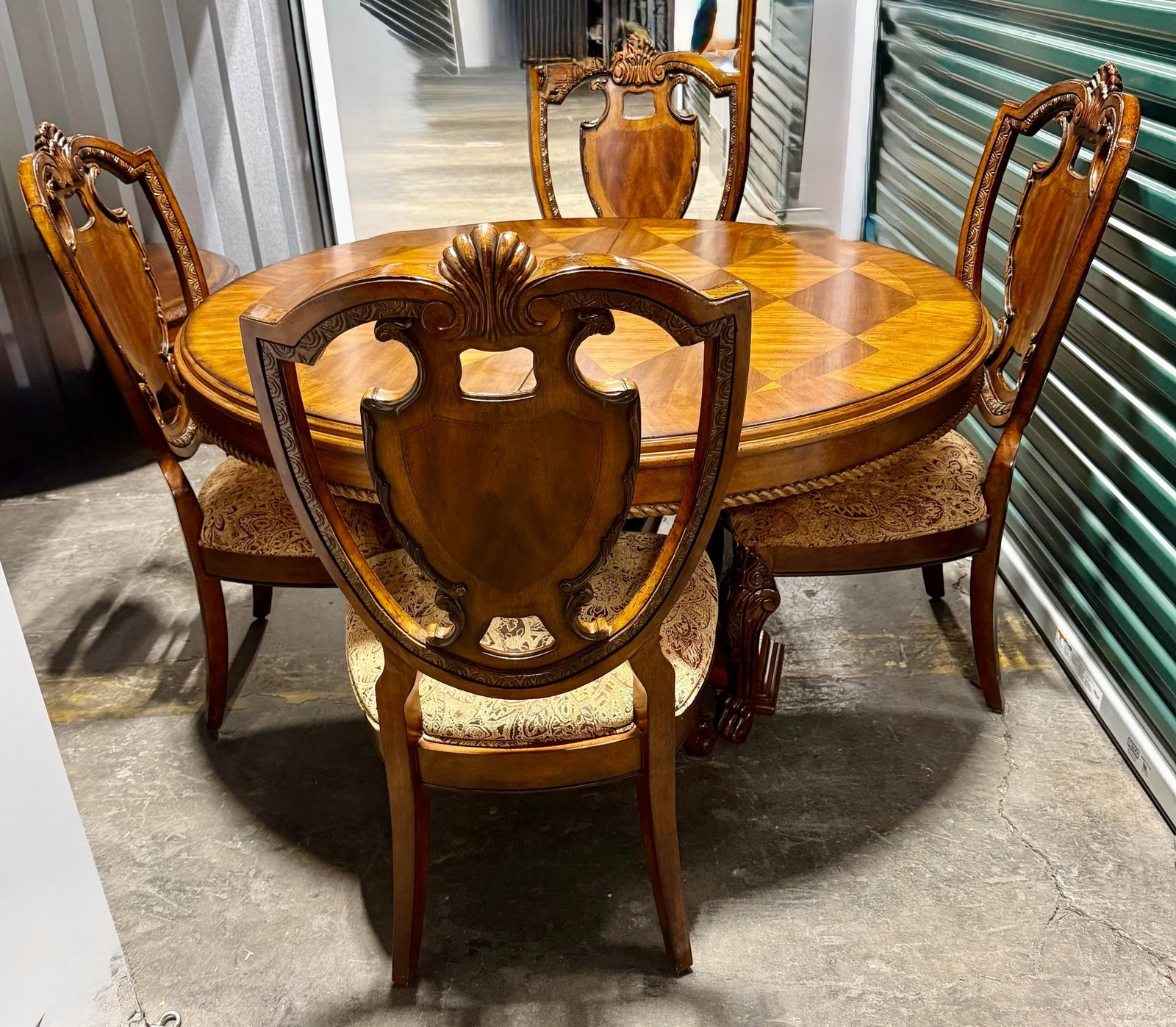 Late 20th Century A.r.t. Old World Dining Set - 12