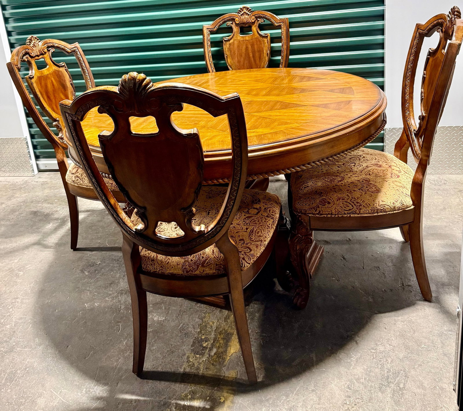 Late 20th Century A.r.t. Old World Dining Set - 4