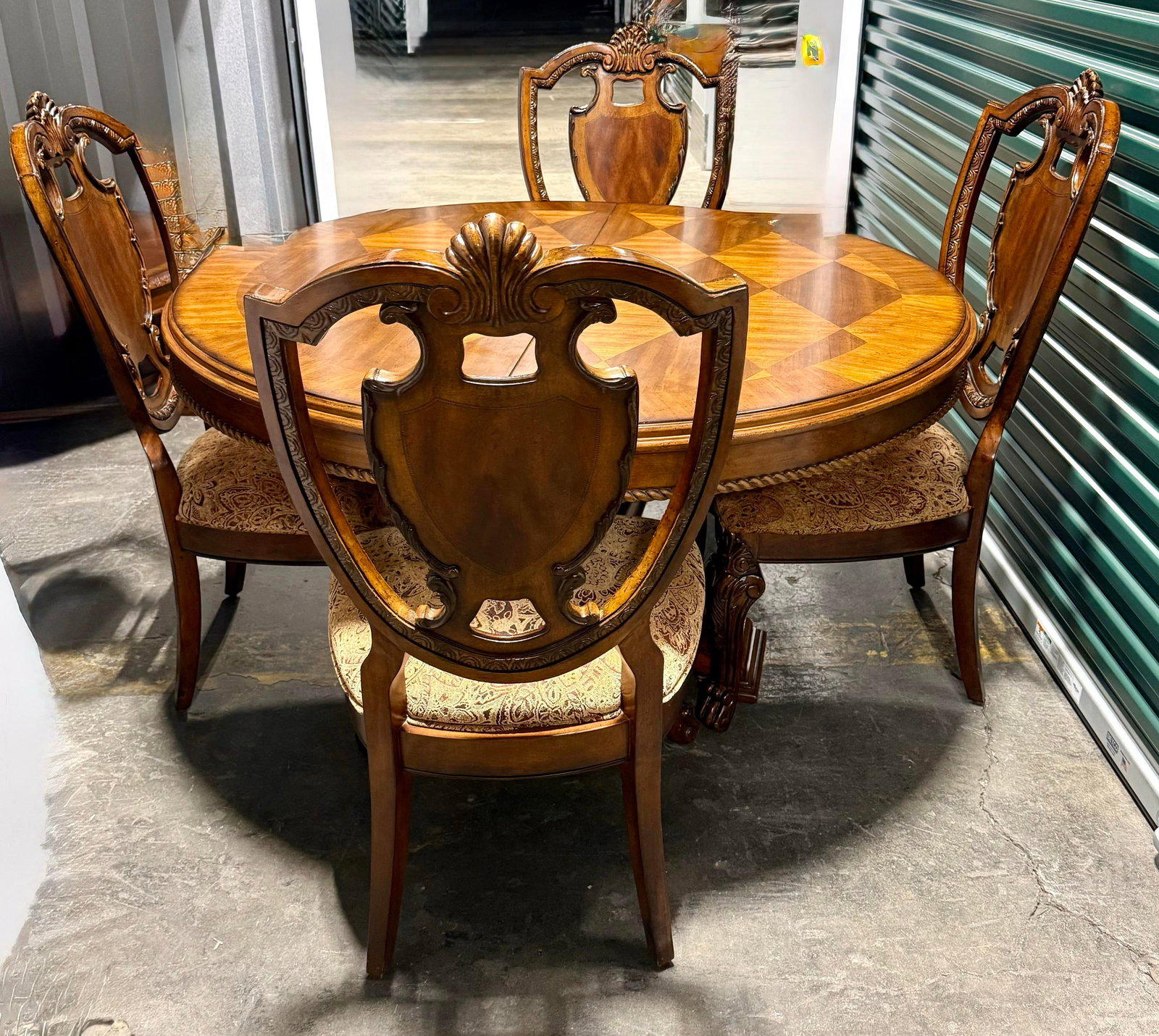 Late 20th Century A.r.t. Old World Dining Set - 7