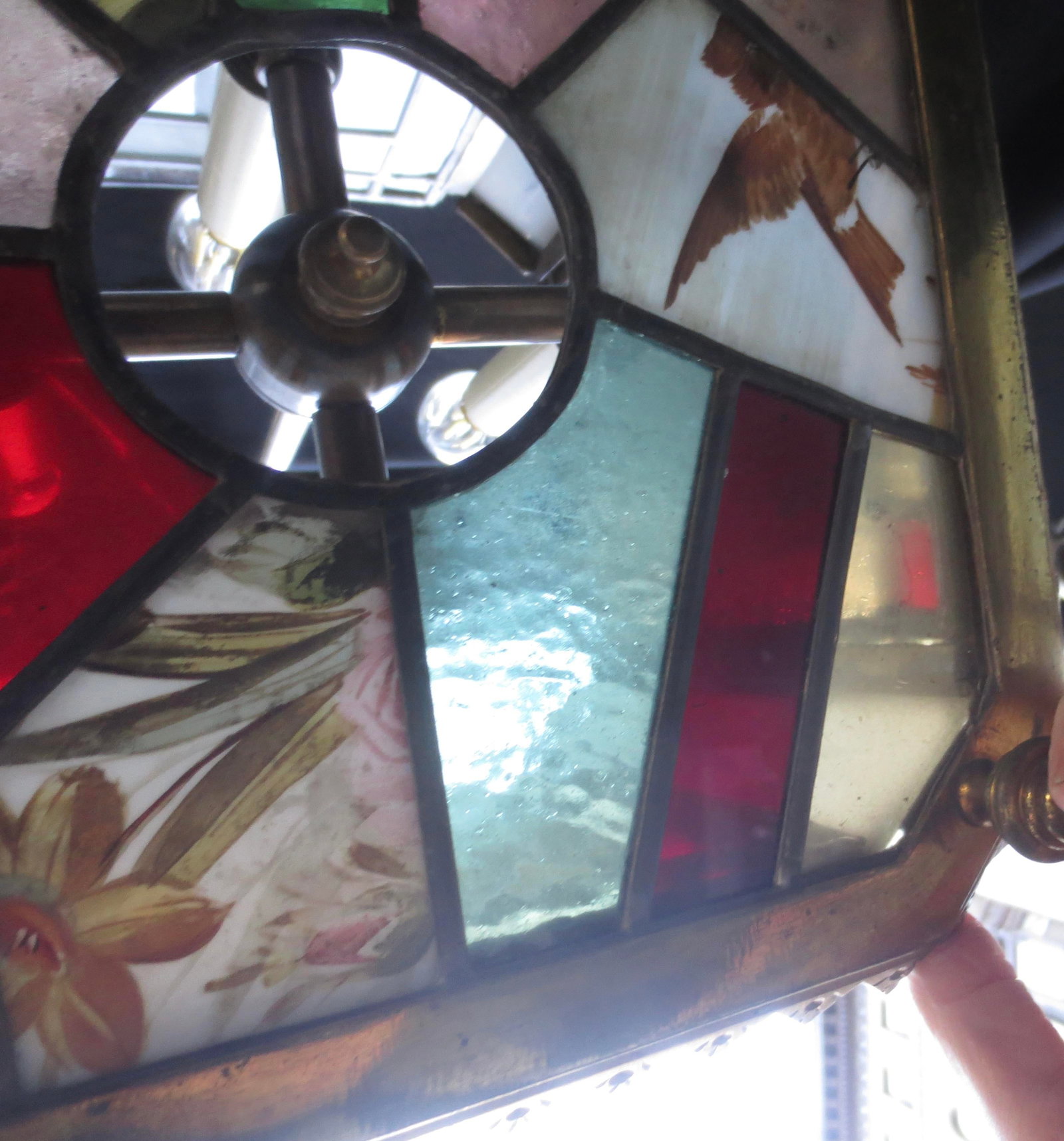 1900s Arts and Crafts Stain Glass Lantern Birds - 10