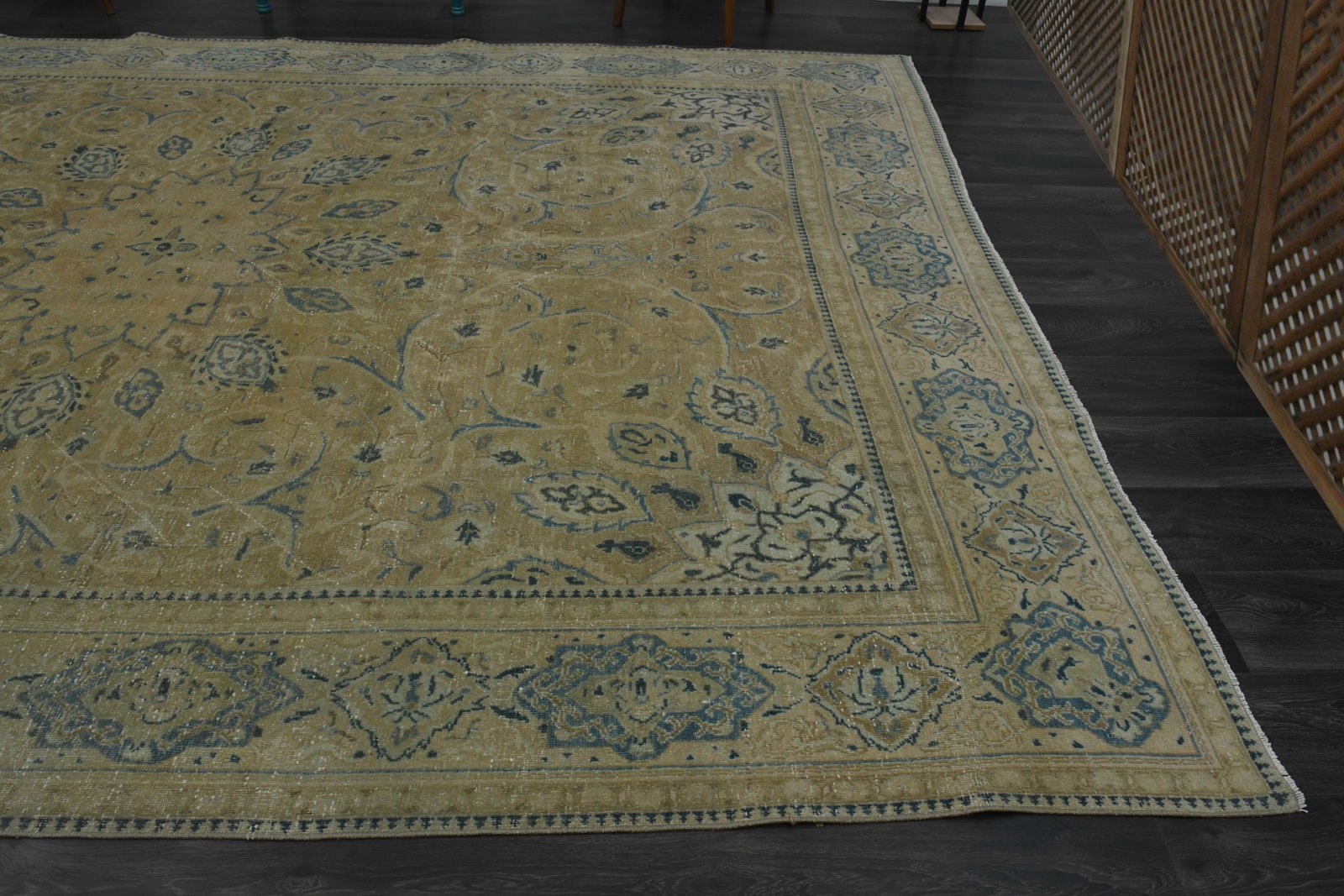1970s Vintage Persian Handknotted Wool Green Oversize Area Rug - 11
