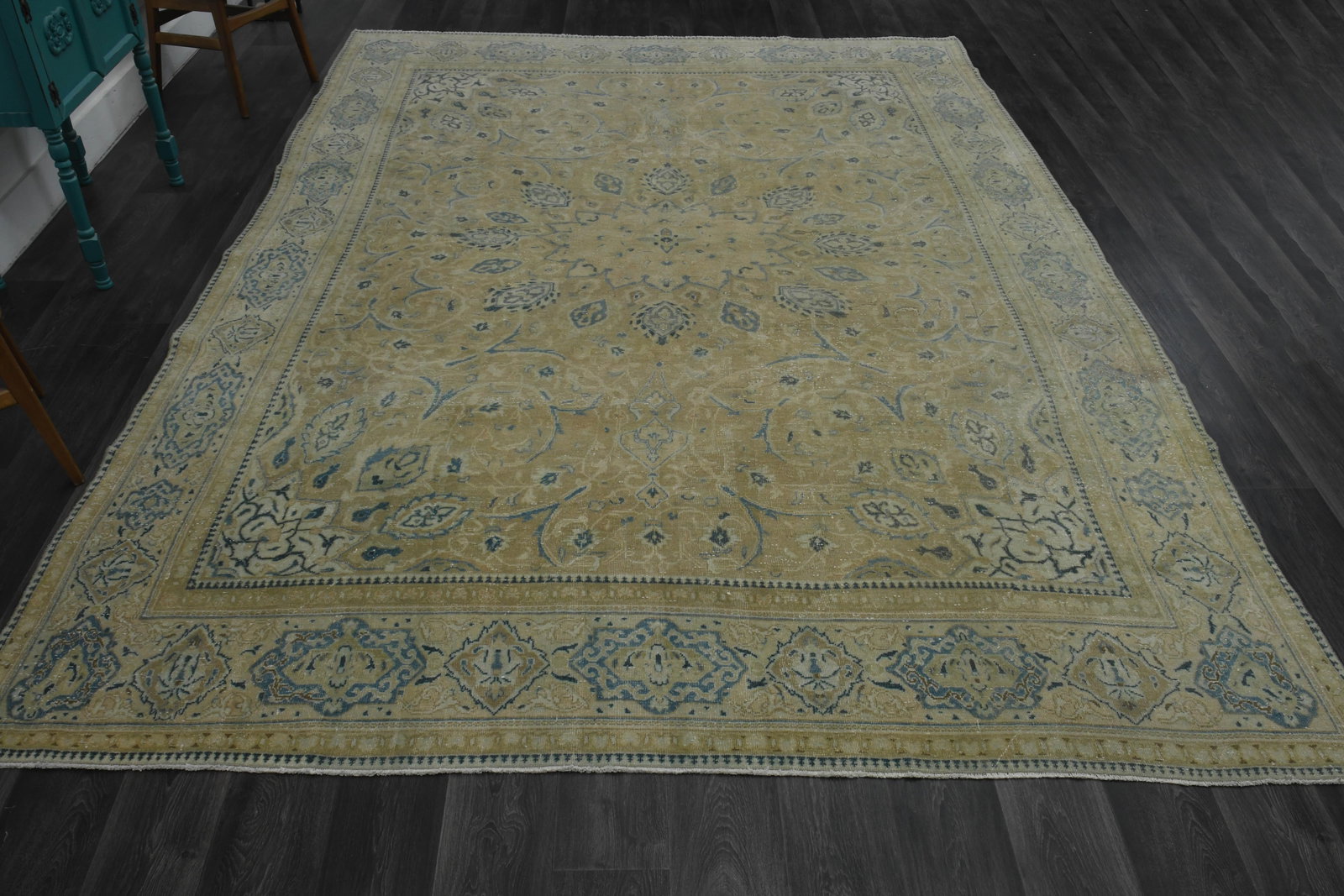 1970s Vintage Persian Handknotted Wool Green Oversize Area Rug - 2