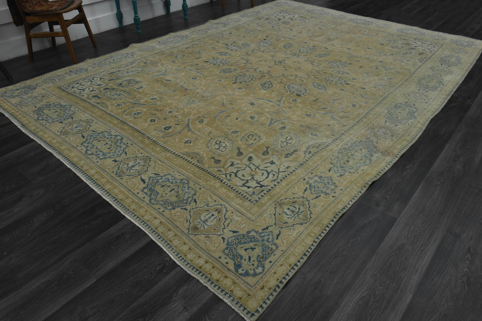 1970s Vintage Persian Handknotted Wool Green Oversize Area Rug - 3