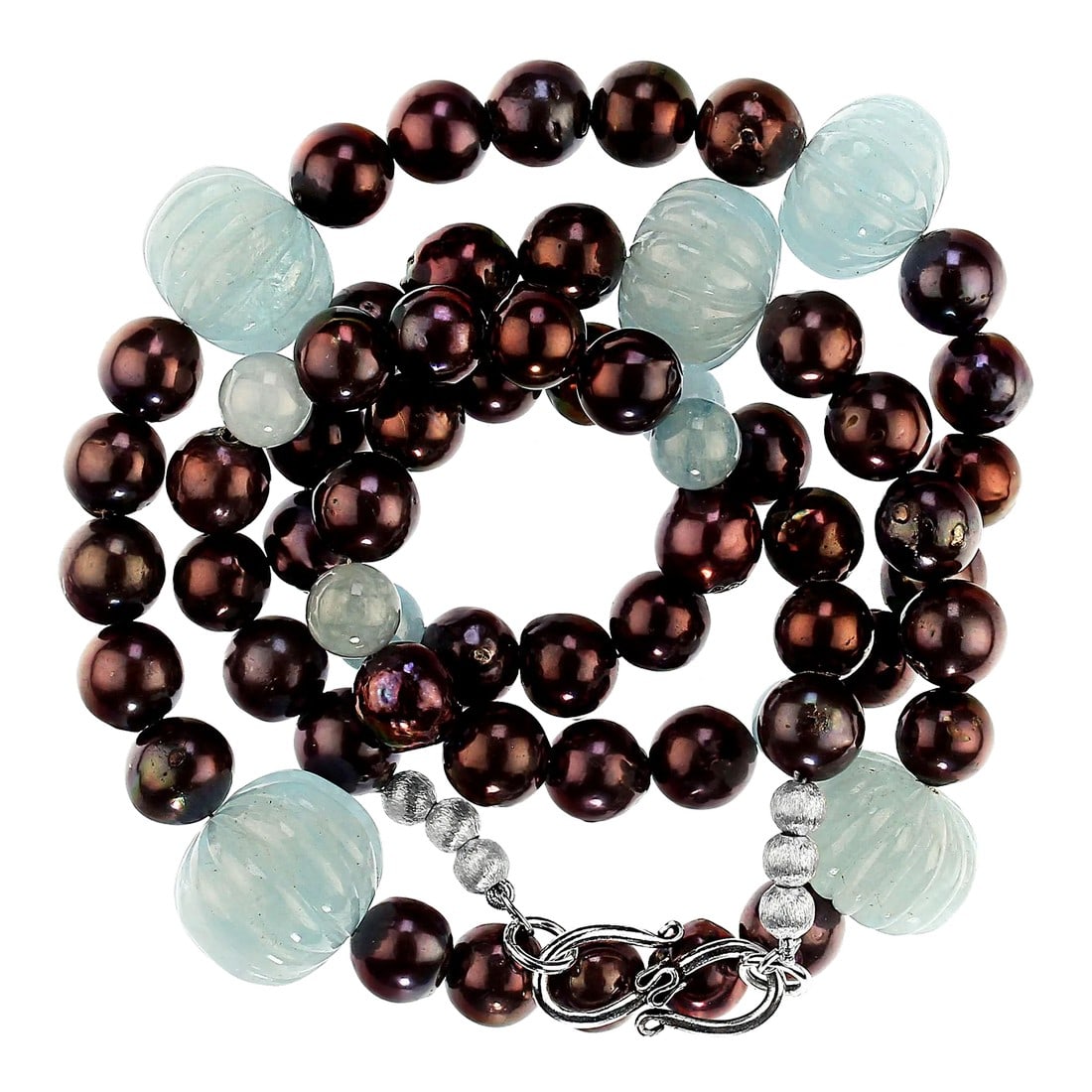 Fluted Aquamarines and Brown Pearls Statement Necklace: This is part of Chairish's Fine Jewelry assortment. 28 28-Inch Statement Necklace – Glowing Brown Pearls and Stunning Aquamarine Focal Accents Make an unforgettable impression with this 28-inch