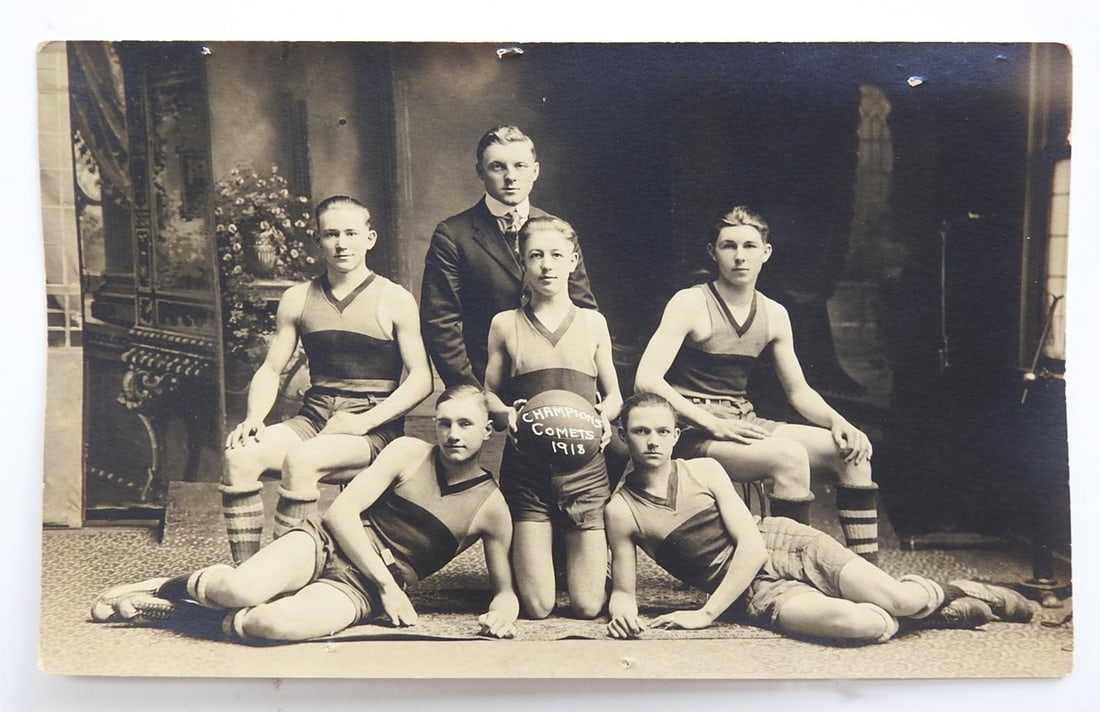 1918 Highschoool Basketball Team Comets Photograph - 3