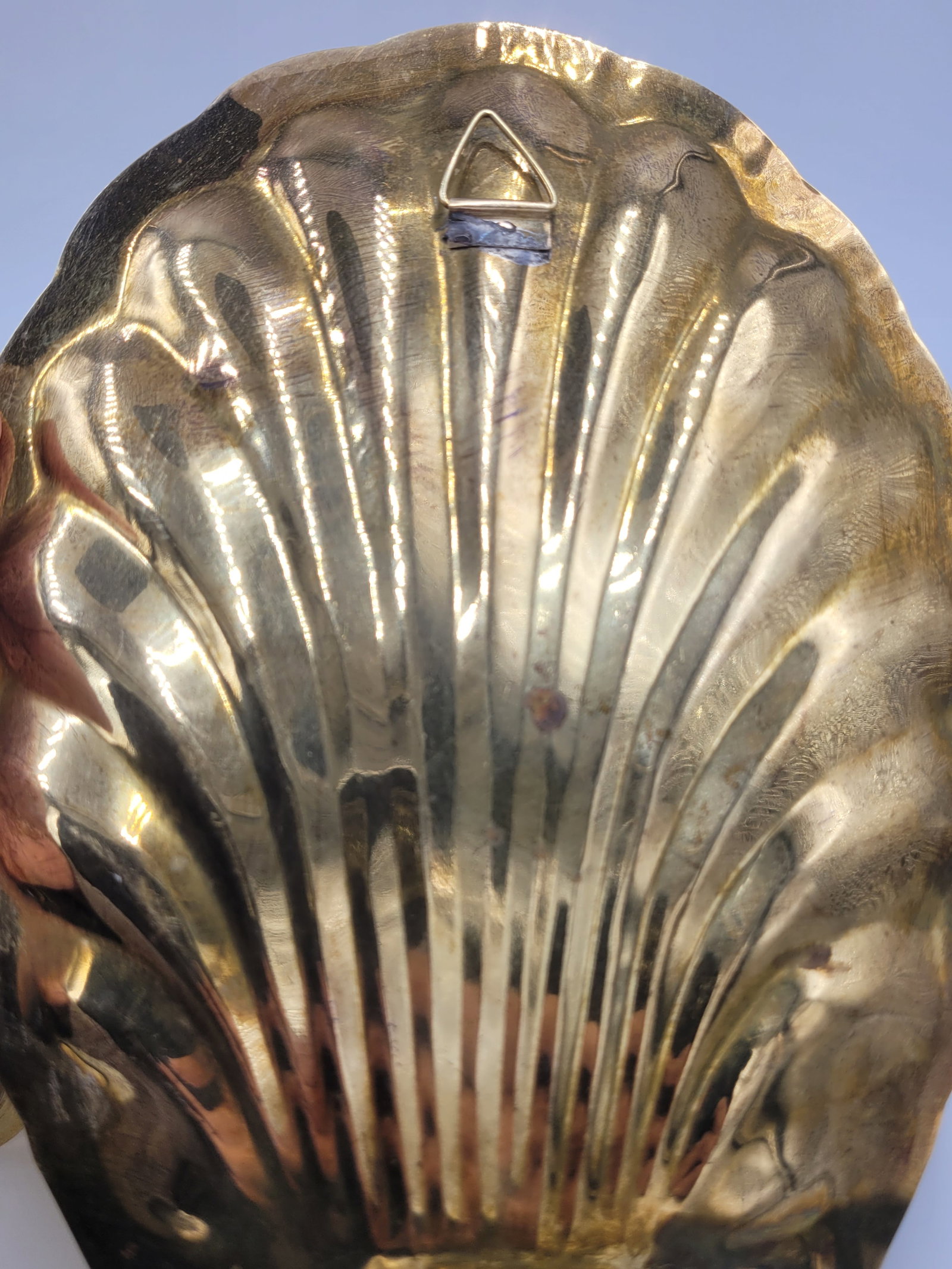Mid 20th Century Hollywood Regency Scalloped Brass Shell Wall Sconce - Pair - 6