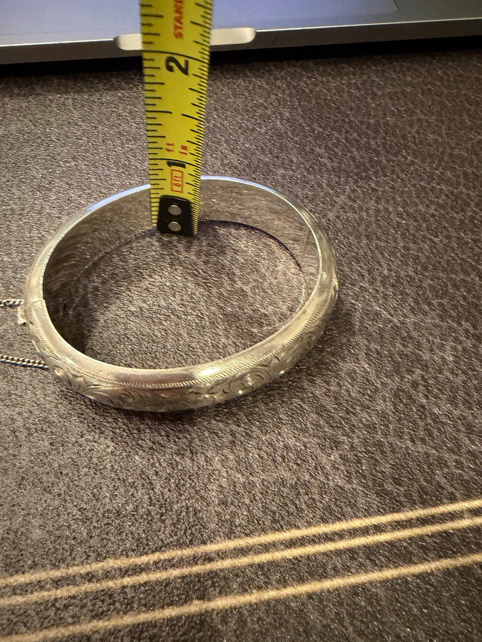 Vintage Art Nouveau Style Hinged Bangle Bracelet in Sterling Silver - 10