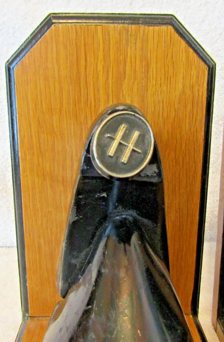 1940s Black Bakelite Cobbler Shoe Form H Bookends - a Pair - 3