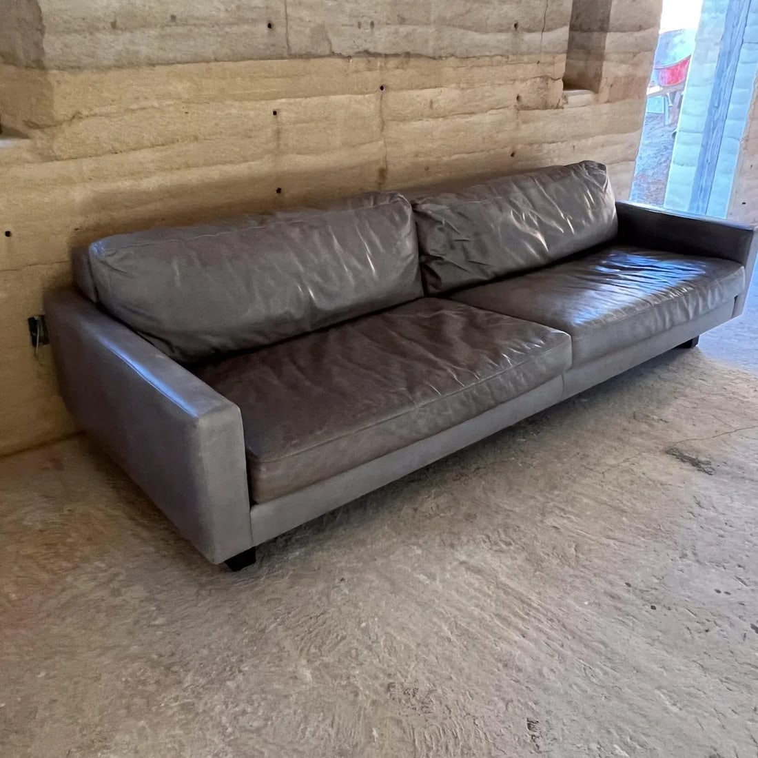 2000s Room & Board Gray Leather Sofa Pierson - 2