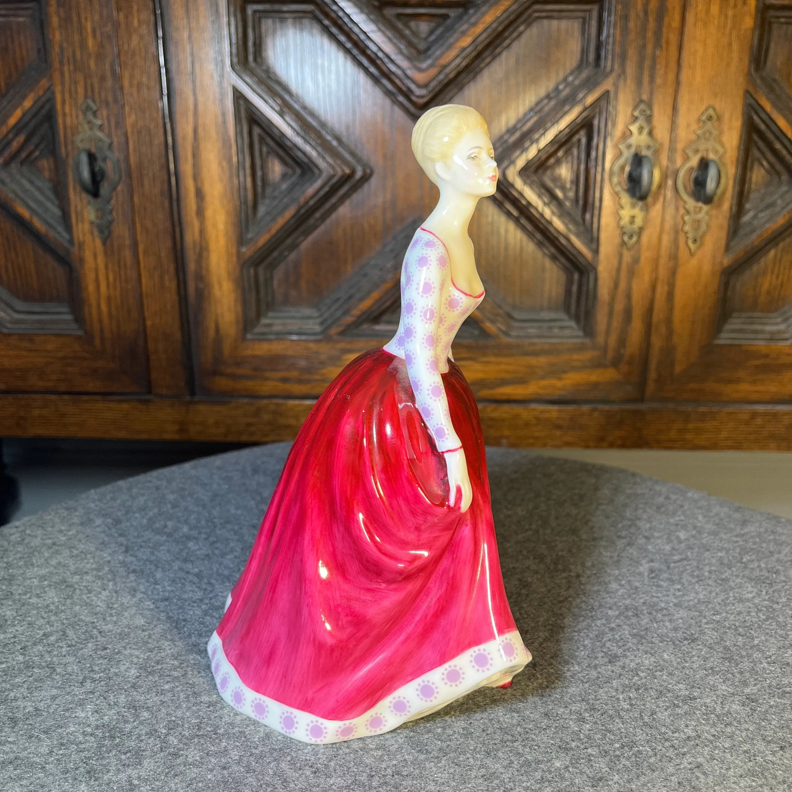 1970s Royal Doulton Porcelain Figurine, Fiona Hn2694 - 4