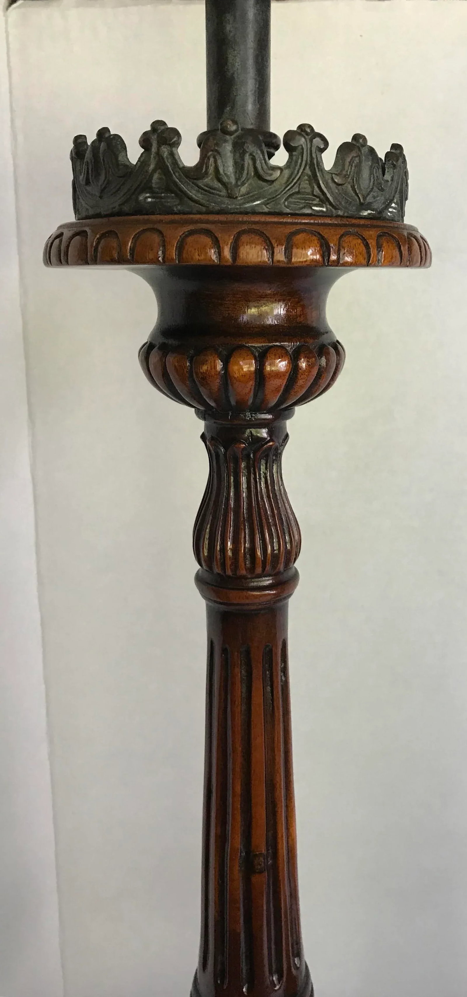 Carved Animalia Claw Lamps With Bronze Details - a Pair - 3