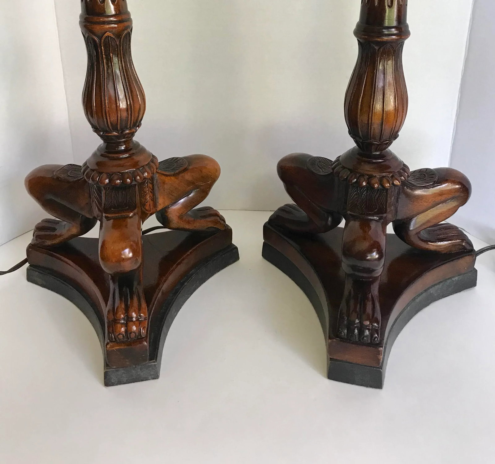 Carved Animalia Claw Lamps With Bronze Details - a Pair - 5