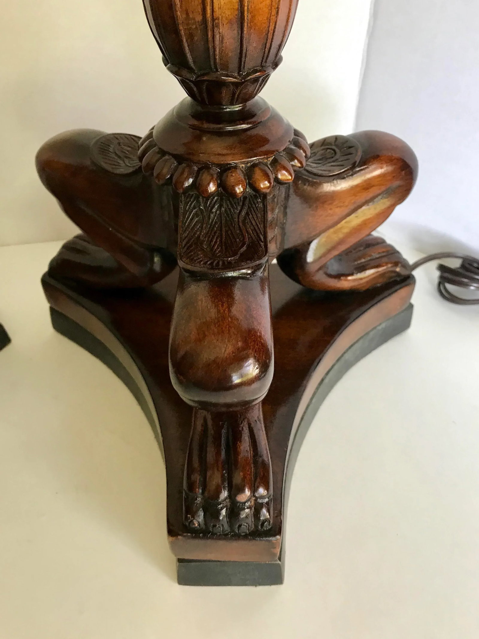 Carved Animalia Claw Lamps With Bronze Details - a Pair - 6