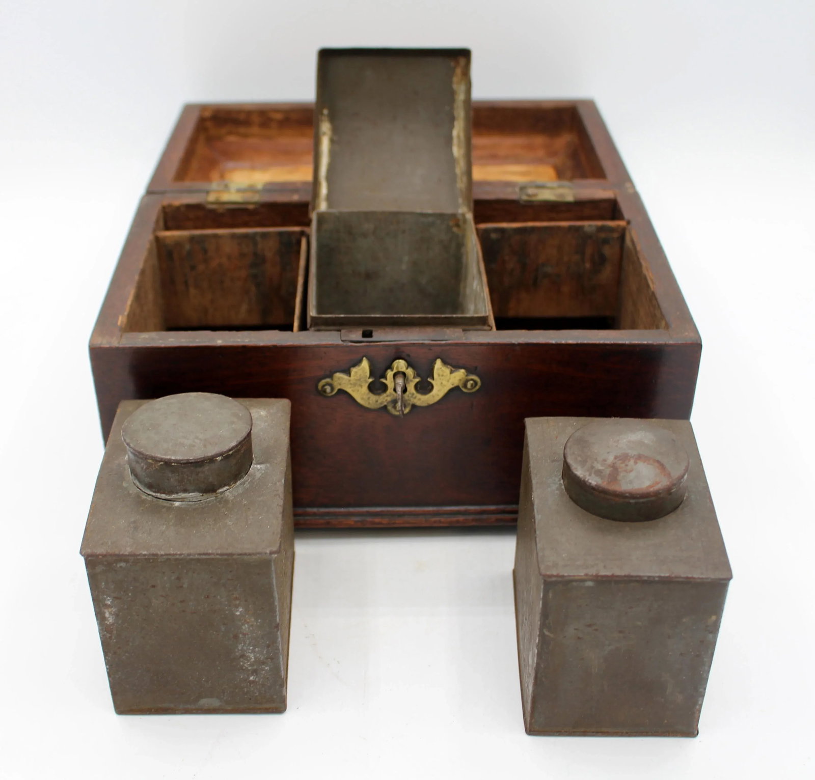Circa 1765 George III Period Tea Caddy Box, English - 6