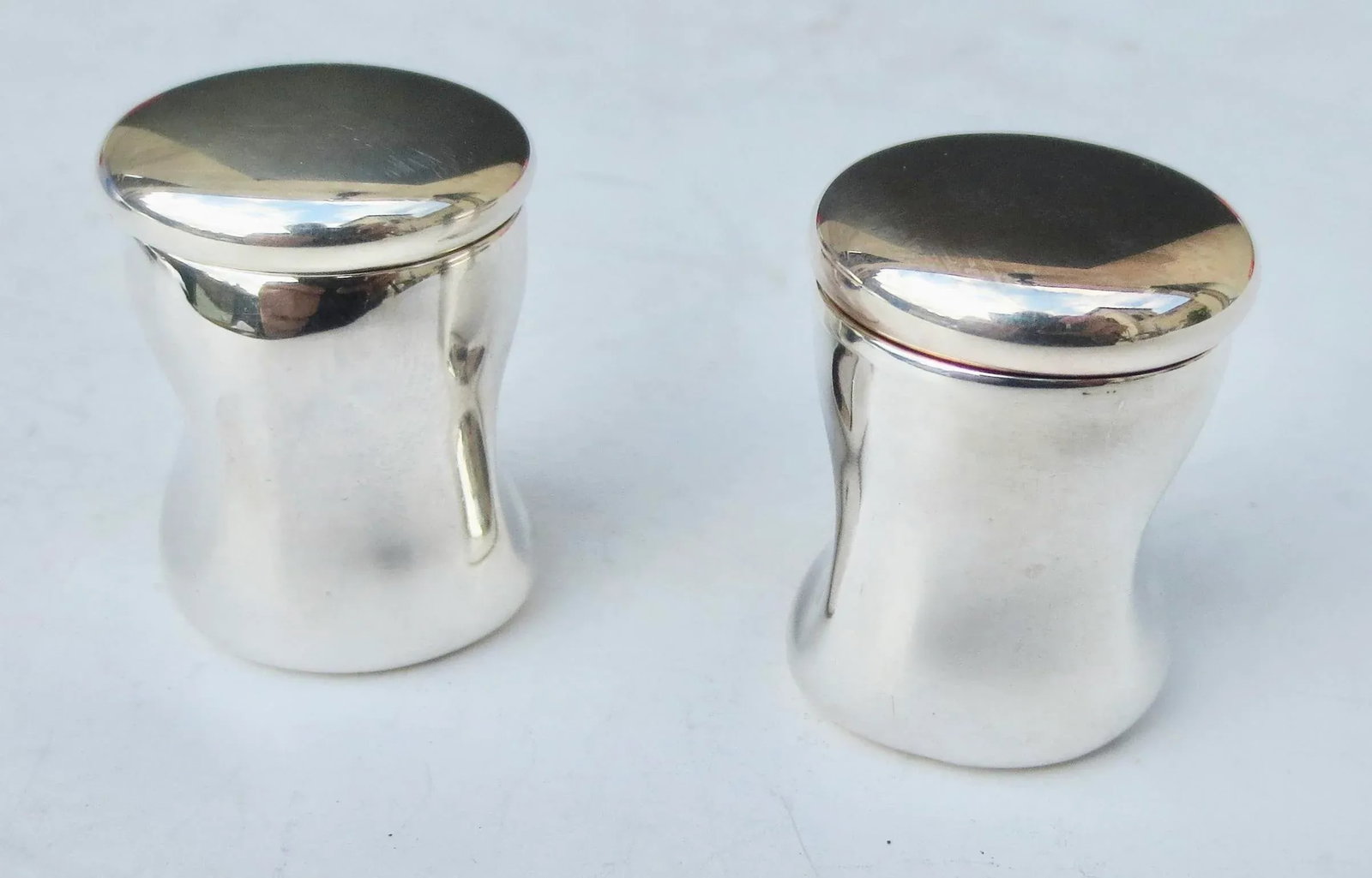 Tiffany Elsa Peretti Sterling Silver Thumb Print Pill Box- a Pair of 2 - 2