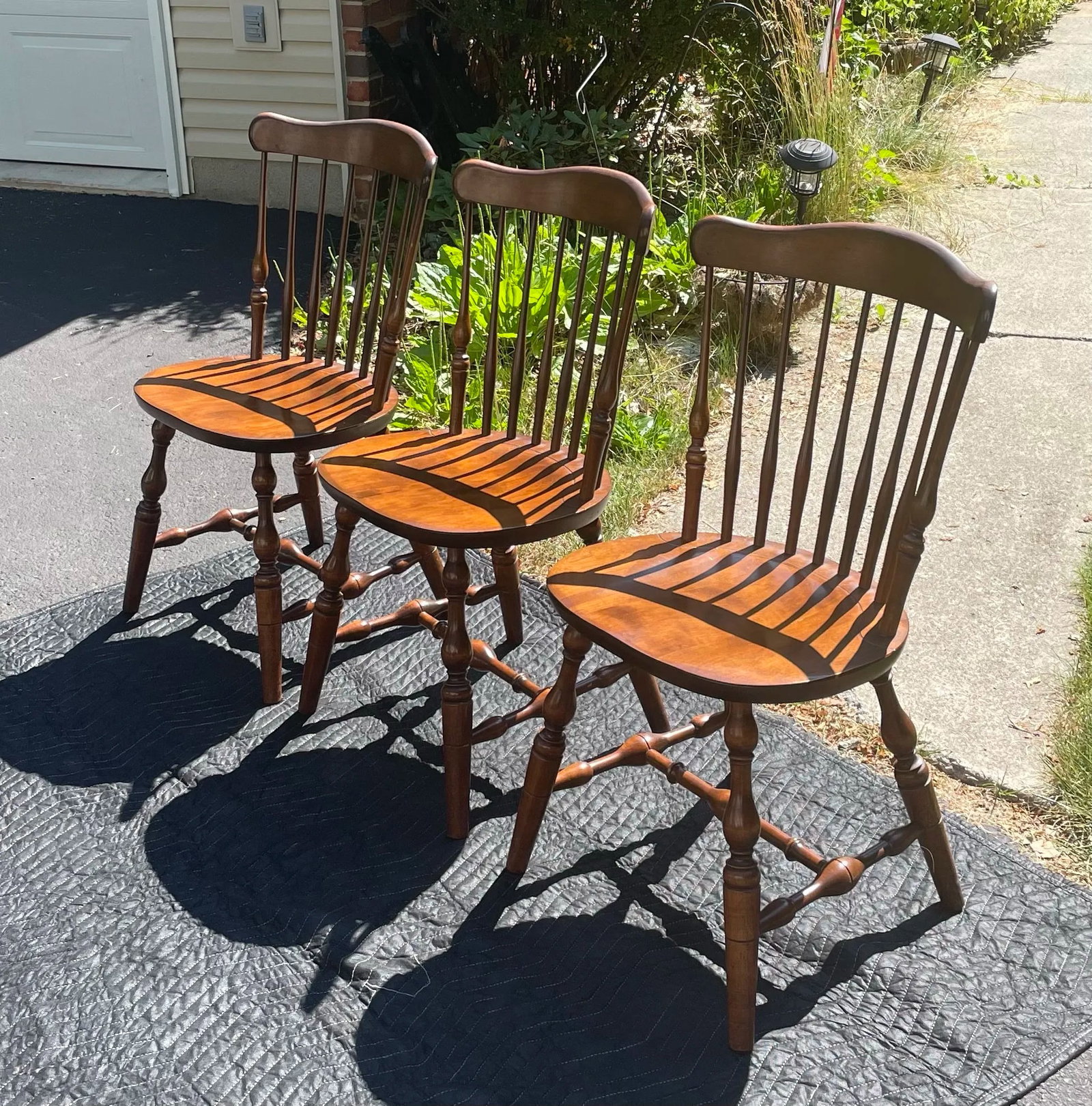 Mid 20th Century S. Bent & Bros. Fan Back Windsor Chairs - Set of 3 - 4