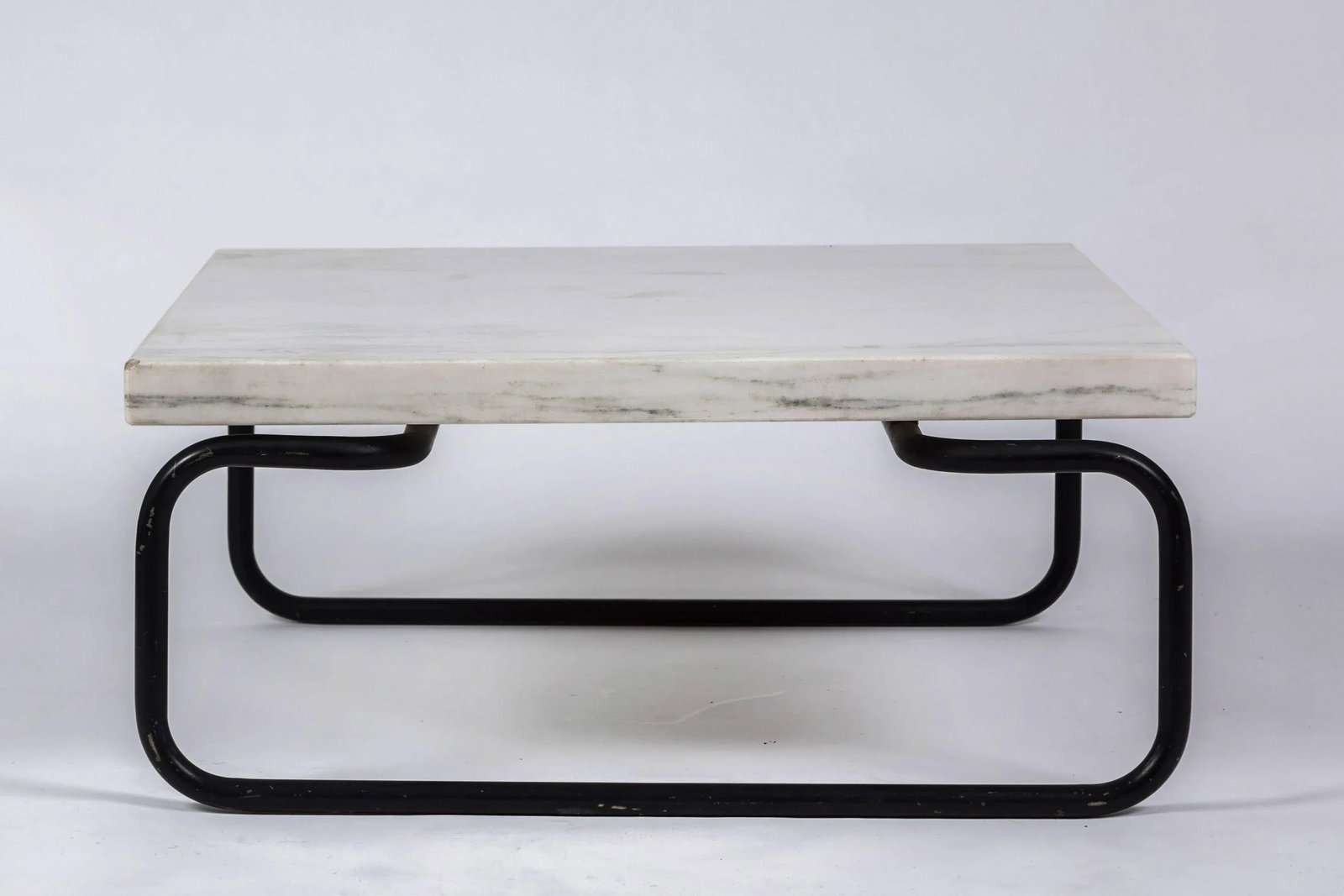 1960s Italian White Marble Coffee Table by Michael McCarthy for Cassina - 2
