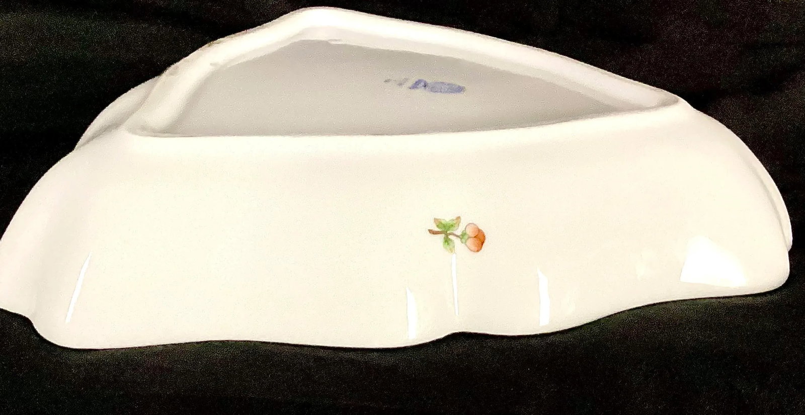 Herend Queen Victoria Triangle Dish - 6
