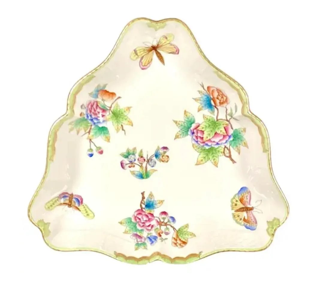 Herend Queen Victoria Triangle Dish - 7