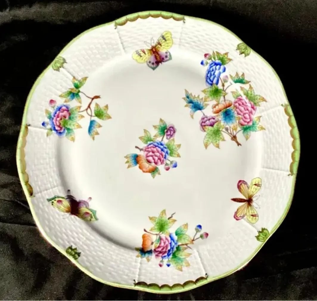 Herend Queen Victoria 12 Inch Round Platter - 6
