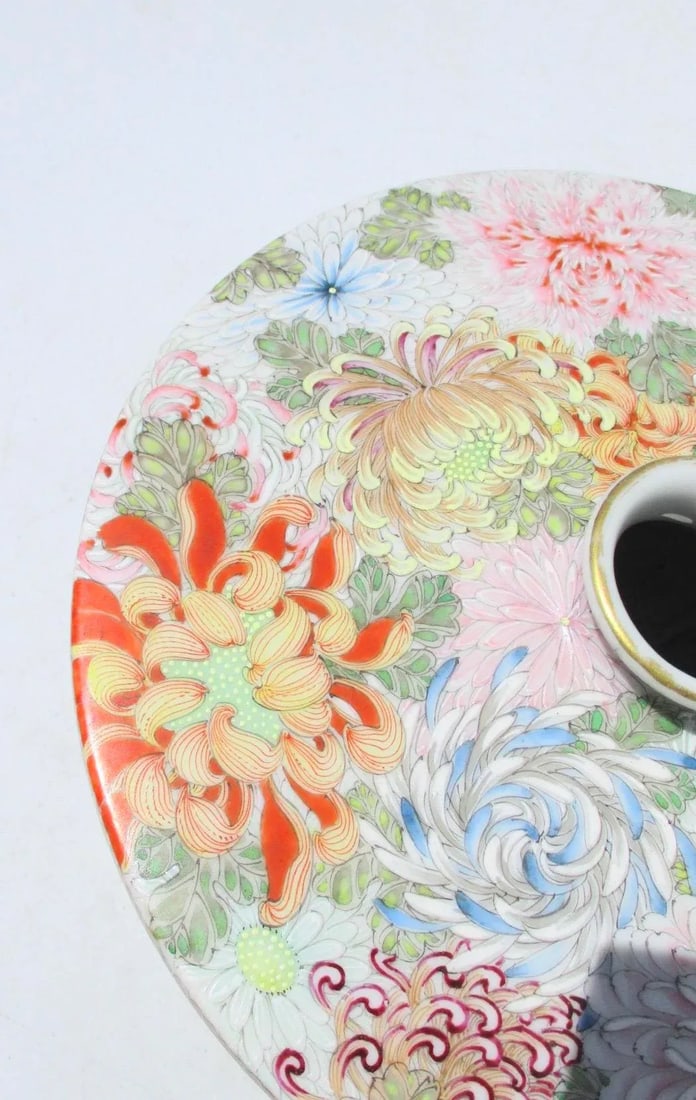 Japanese Porcelain Studio Vase - 10