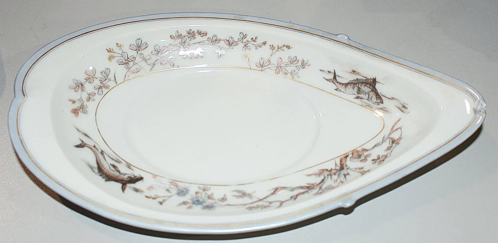 Limoges Fish Design Dining Pieces - Set of 10 - 5