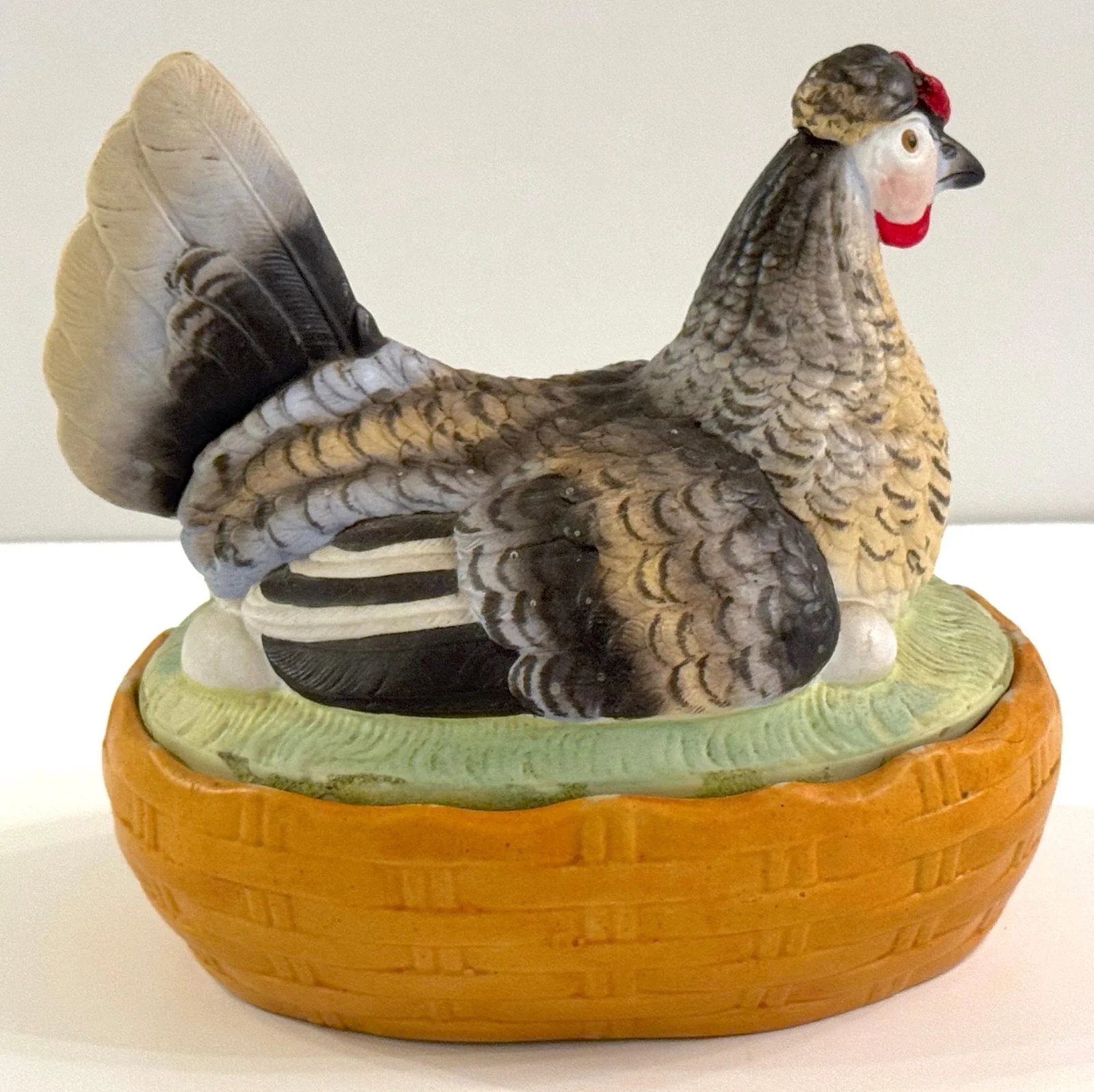 Antique Staffordshire Painted Hen on Nest covered Box or Tureen, Circa 1880 - 8