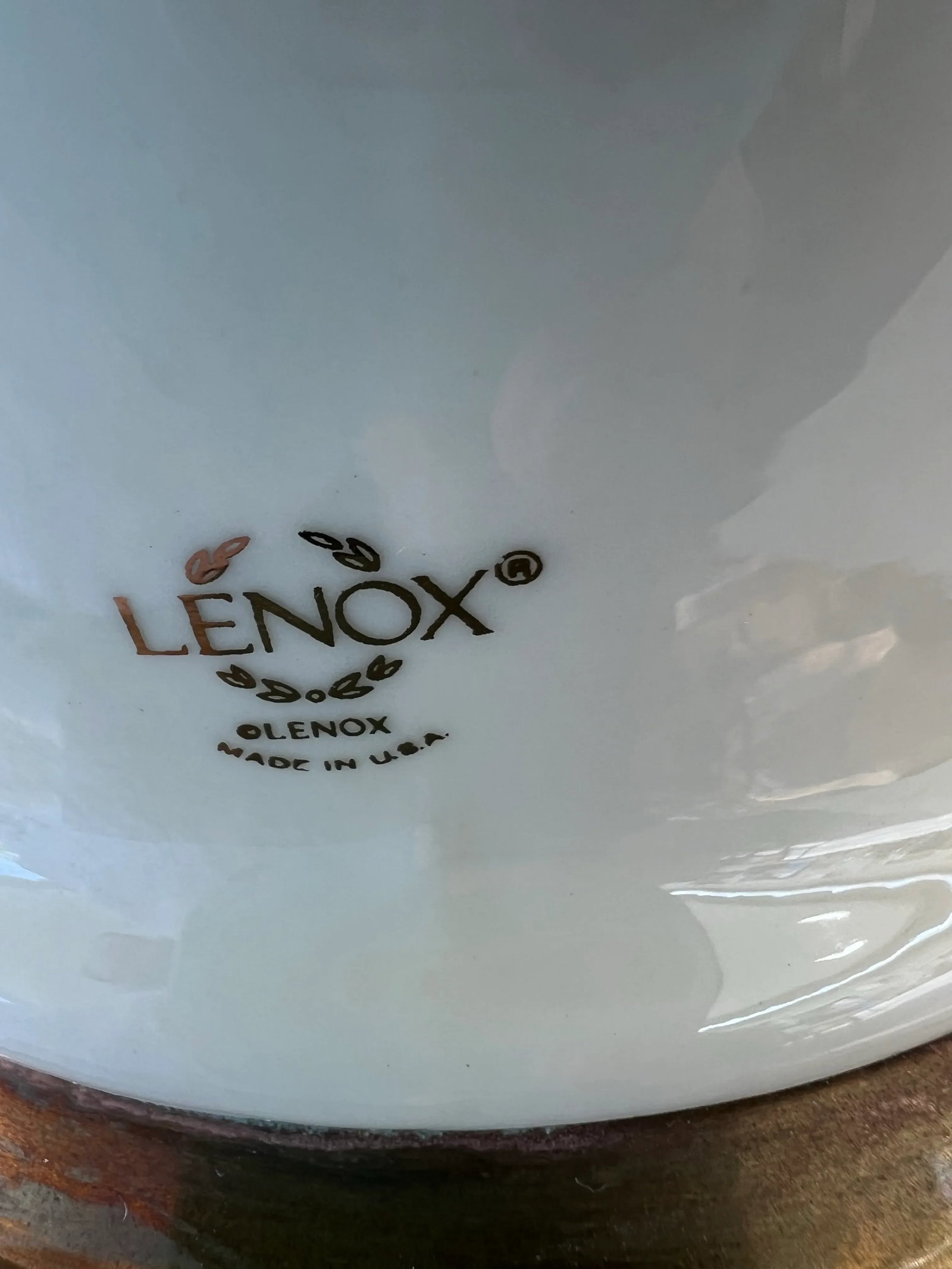 Vintage Lennox Creamwear Table Lamp With Shade - 9