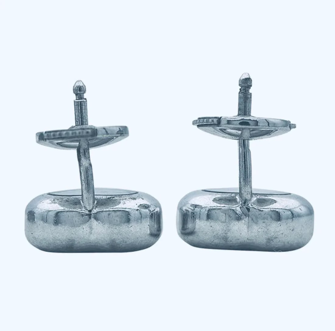 Chopard Happy Diamonds 18k White Gold Heart Stud Earrings 0.10 Carats-Set of 2 - 8