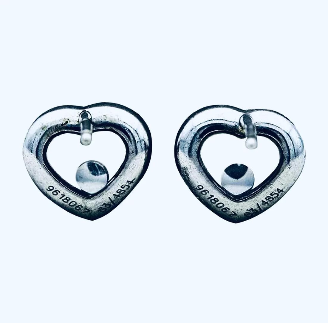 Chopard Happy Diamonds 18k White Gold Heart Stud Earrings 0.10 Carats-Set of 2 - 9