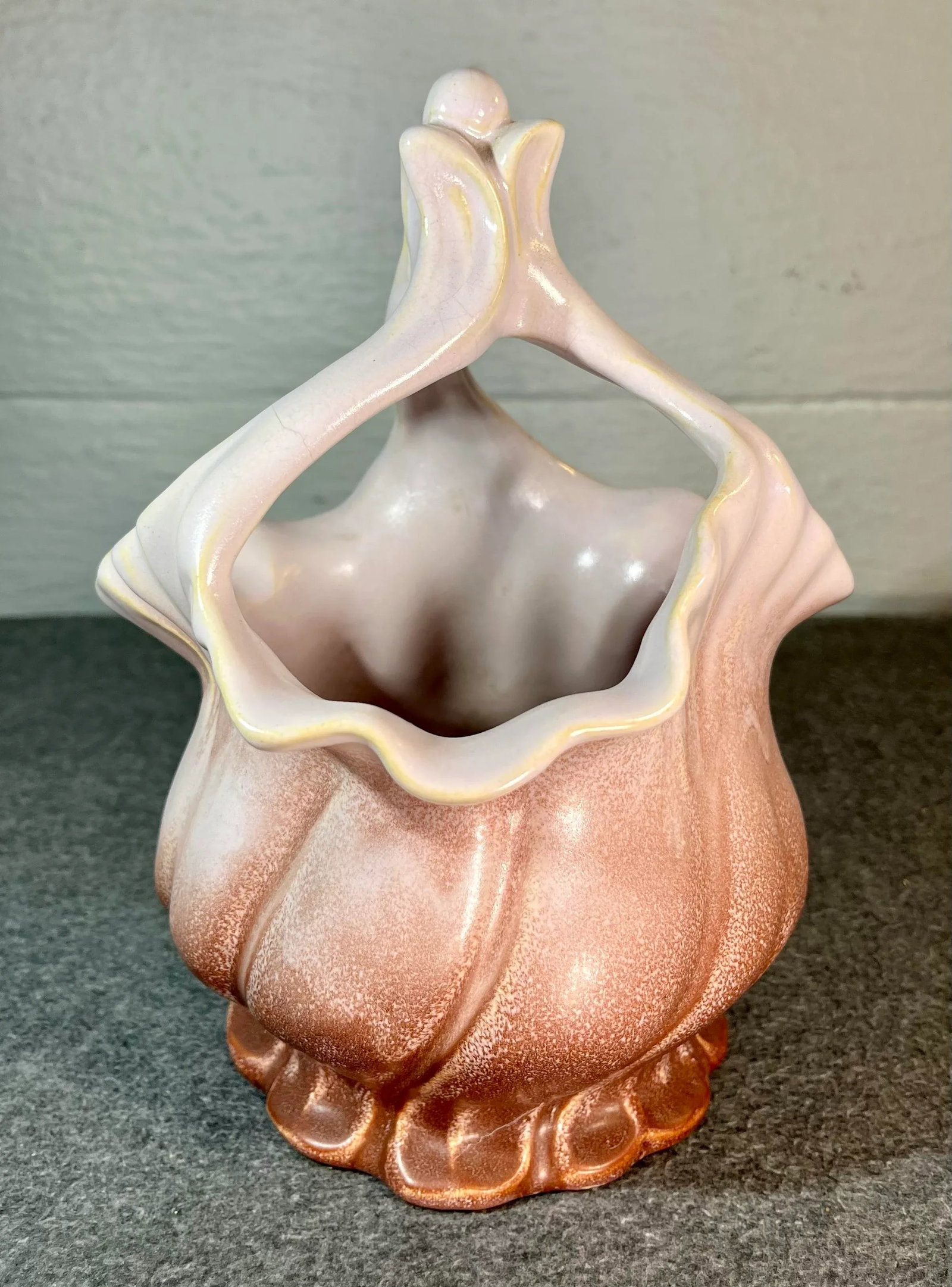 Mid 20th Century Weller Art Pottery Lido Basket - 2