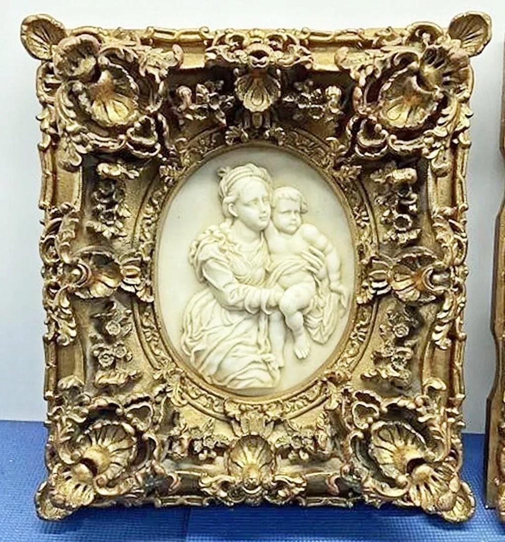 Pair of Mother and Child Framed Plaques - 2