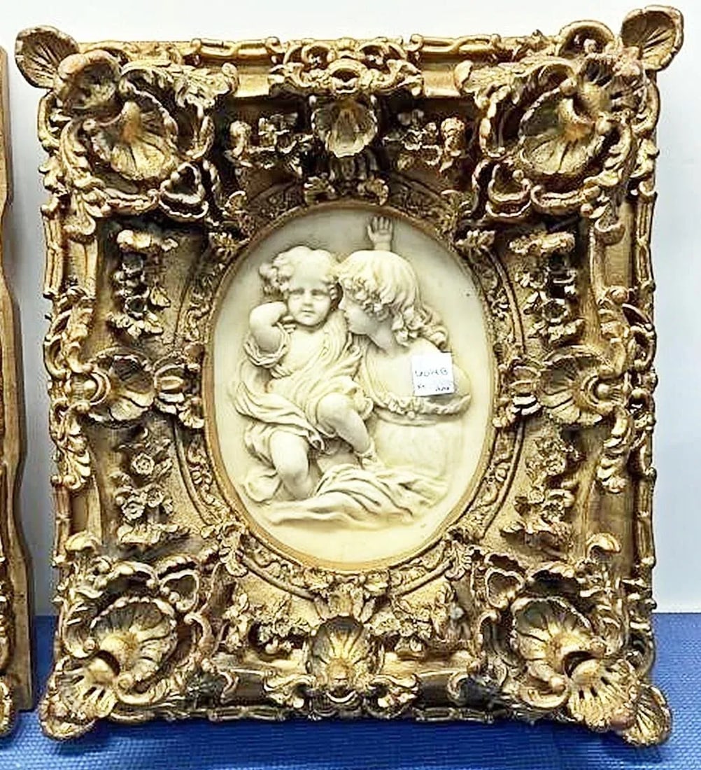 Pair of Mother and Child Framed Plaques - 3