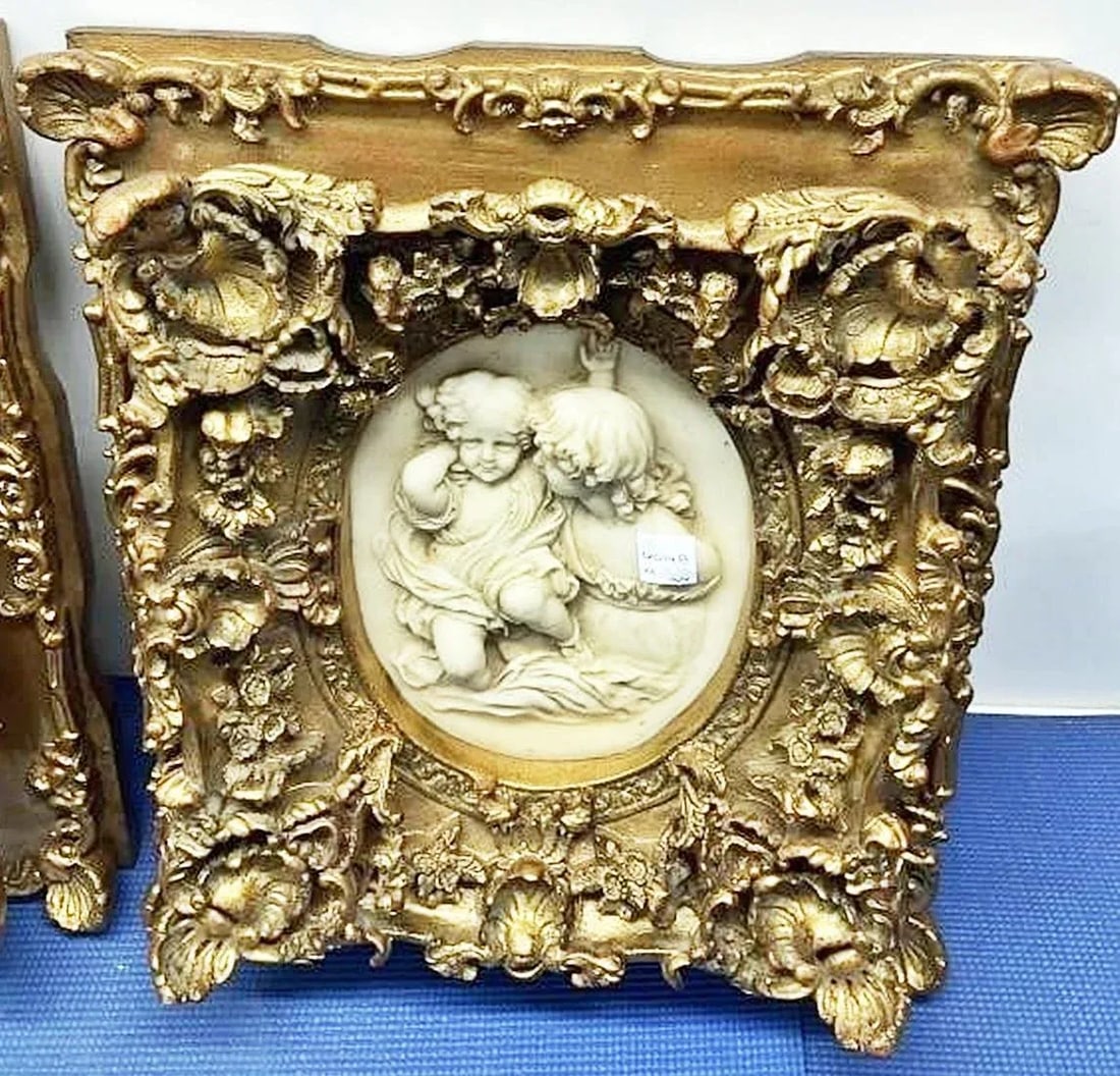 Pair of Mother and Child Framed Plaques - 4