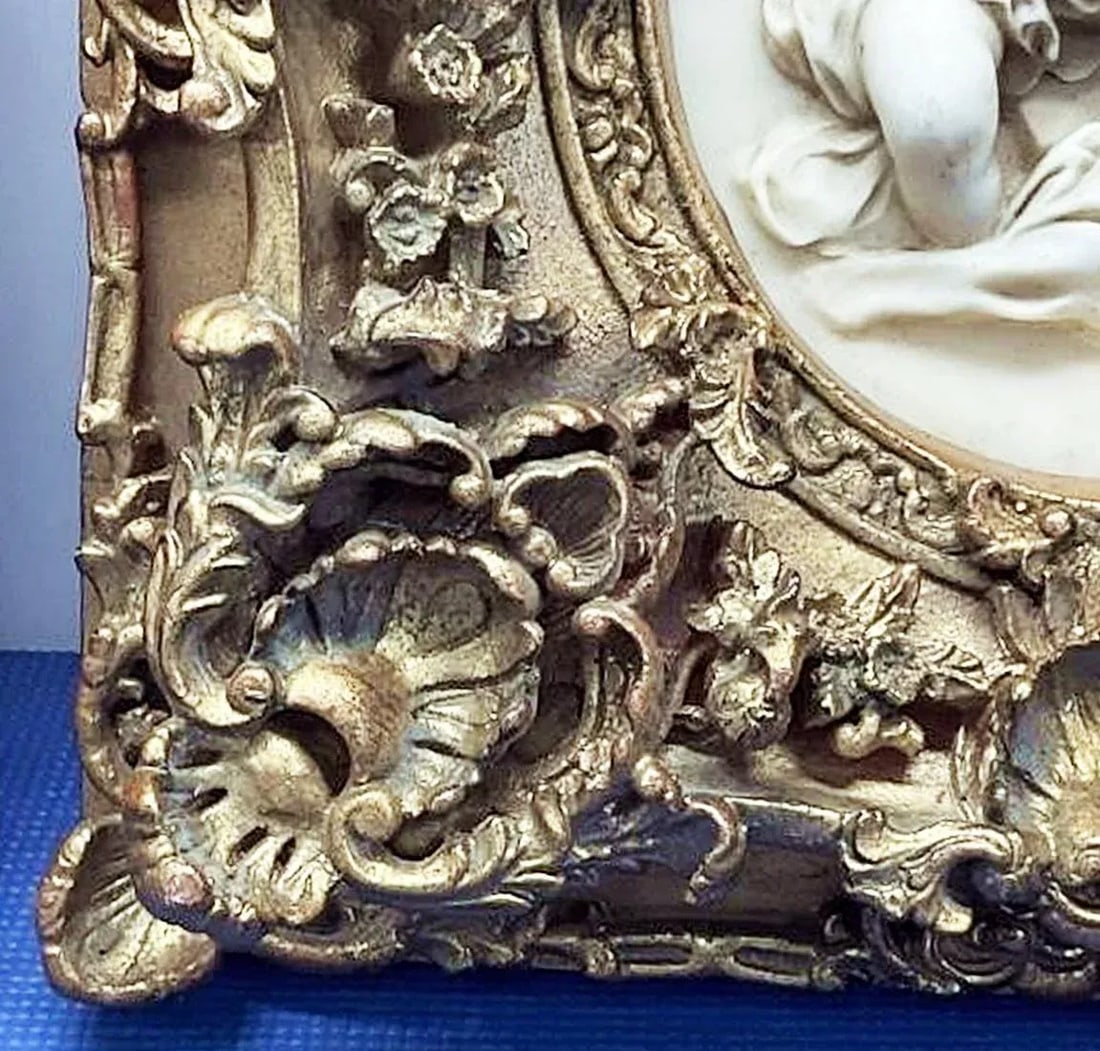 Pair of Mother and Child Framed Plaques - 6