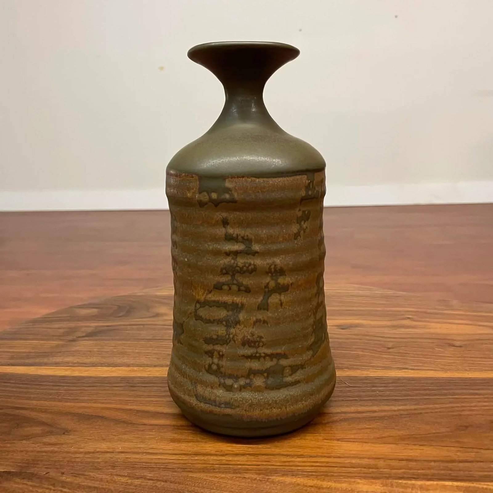 Mid-Century Studio Pottery Vase by Robert Maxwell for Designs West - 5