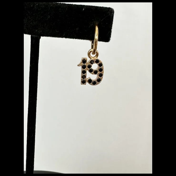 Late 20th Century Chanel Earrings, A Pair - 3