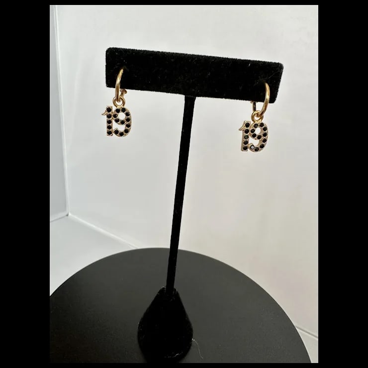Late 20th Century Chanel Earrings, A Pair - 4