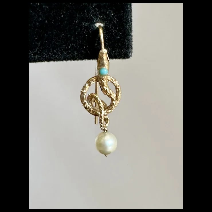 Late 19th Century 14k Serpent and Pearl Earrings, A Pair - 10