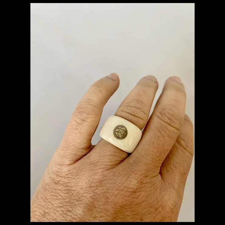 Chanel White Resin Ring, Size 6.5 - 2