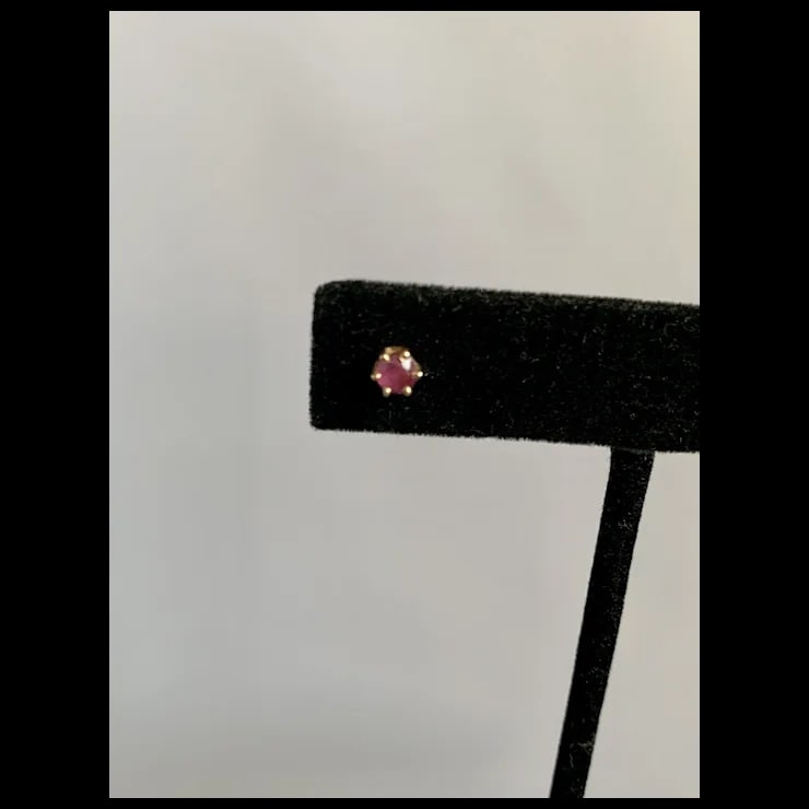 1980s 14k Ruby Stud Earrings, A Pair - 3