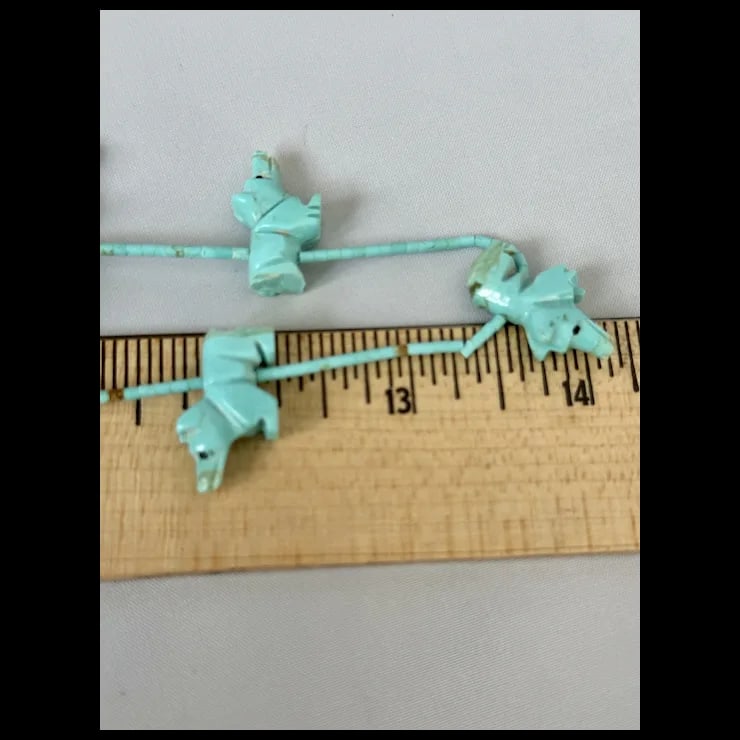 Late 20th Century Zuni Turquoise Fox Fetish Necklace - 9