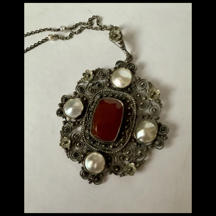 Late 19th Century Victorian Carnelian Sterling Mabe Pearl Necklace - 6