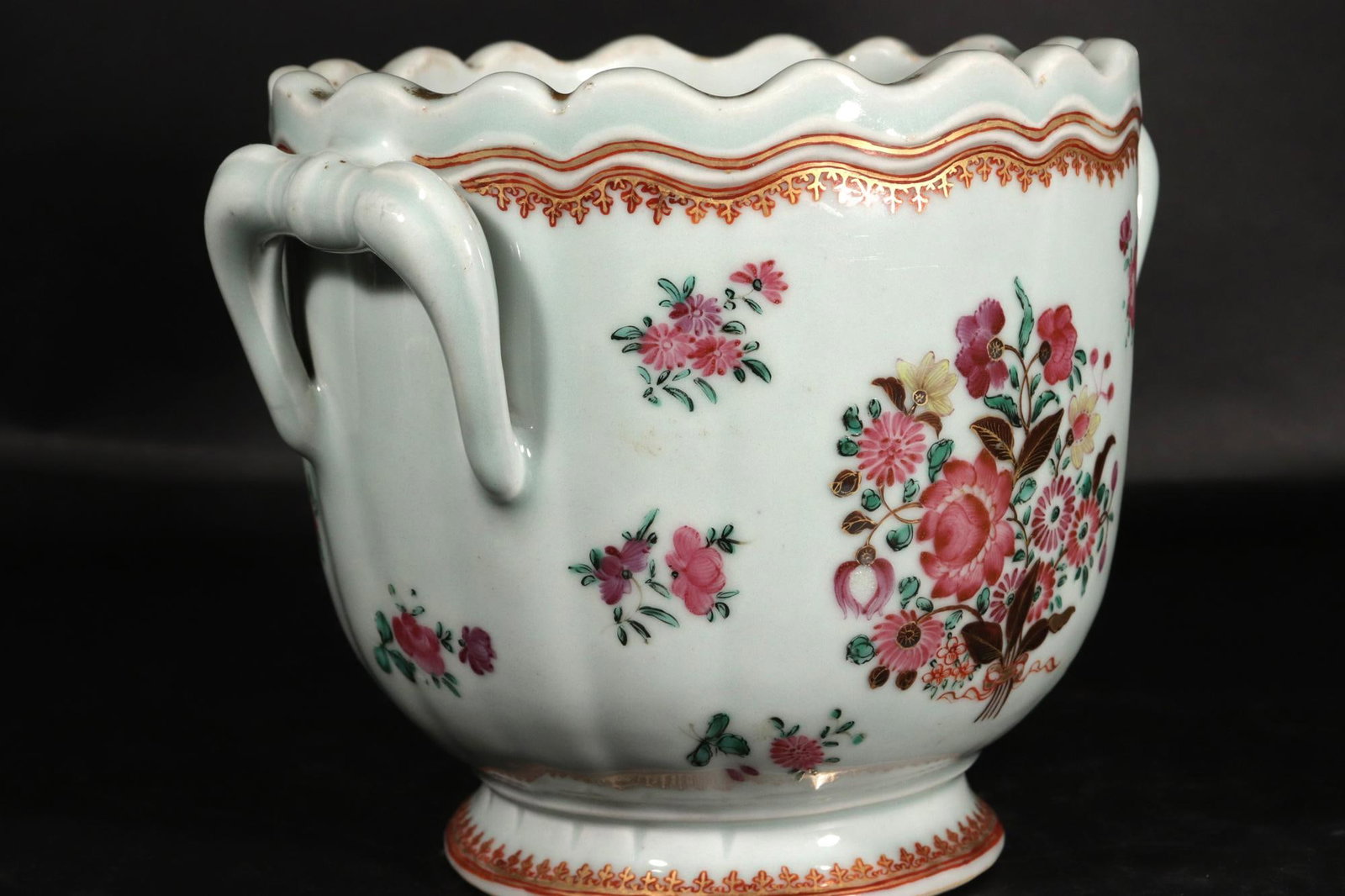 Elegant Tableware: Chinese Export Famille Rose Porcelain Wine Cooler Circa 1775 - 3