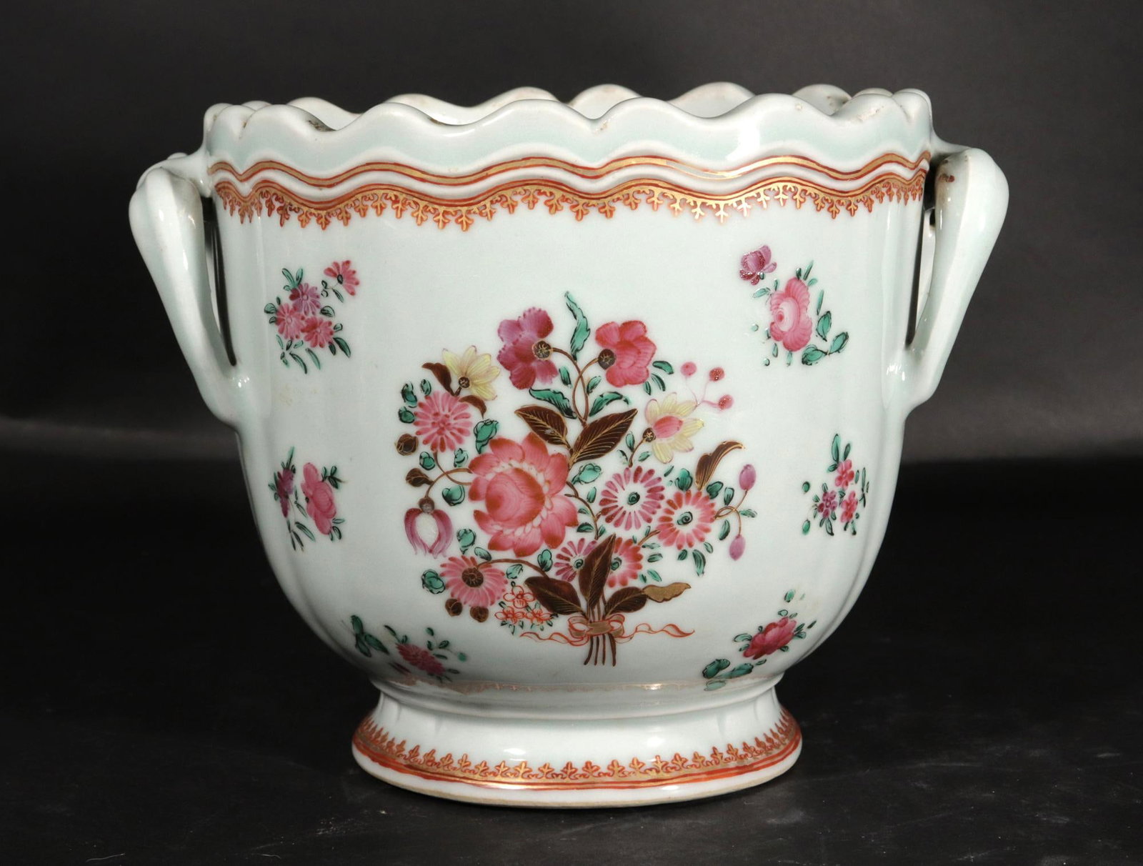 Elegant Tableware: Chinese Export Famille Rose Porcelain Wine Cooler Circa 1775 - 4