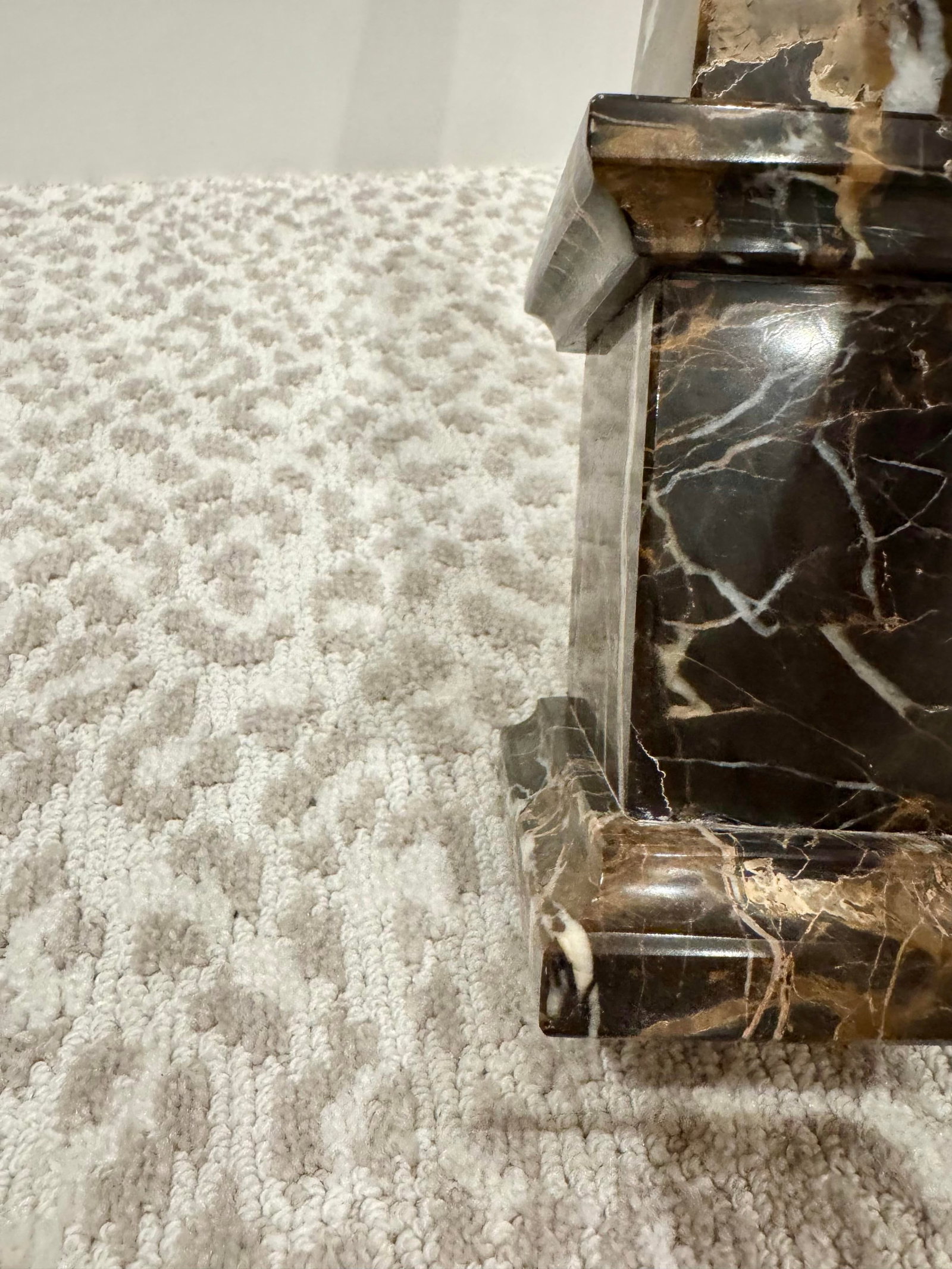 Timelsss Vintage Coffee and Caramel Colored Italian Portoro Nero Solid Marble Obelisks, Grand Tour S - 7