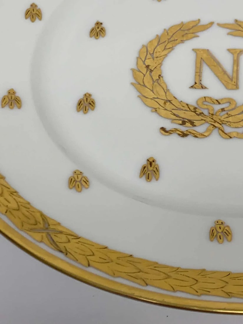Early 20th Century Limoges Raised Gilt Enameled Napoleonic Plates, Circa 1900 - Set of 12 - 6